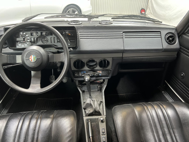 38726082-2.jpg