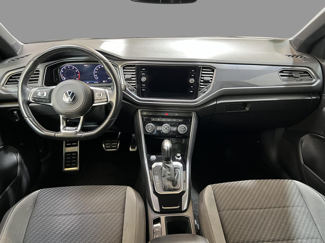 41895271-2.jpg